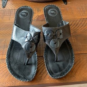 Naturalizer Black Leather Sandals